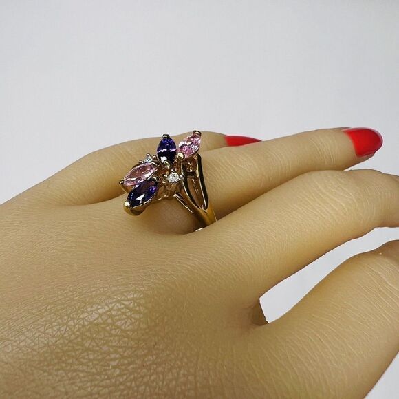 Vintage Ring Sz 9 Beautiful Pink Purple Clear Crystal Floral Gold Plate 4167 - Picture 4 of 12
